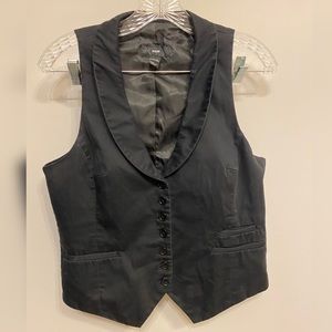 Black vest - H&M size 10